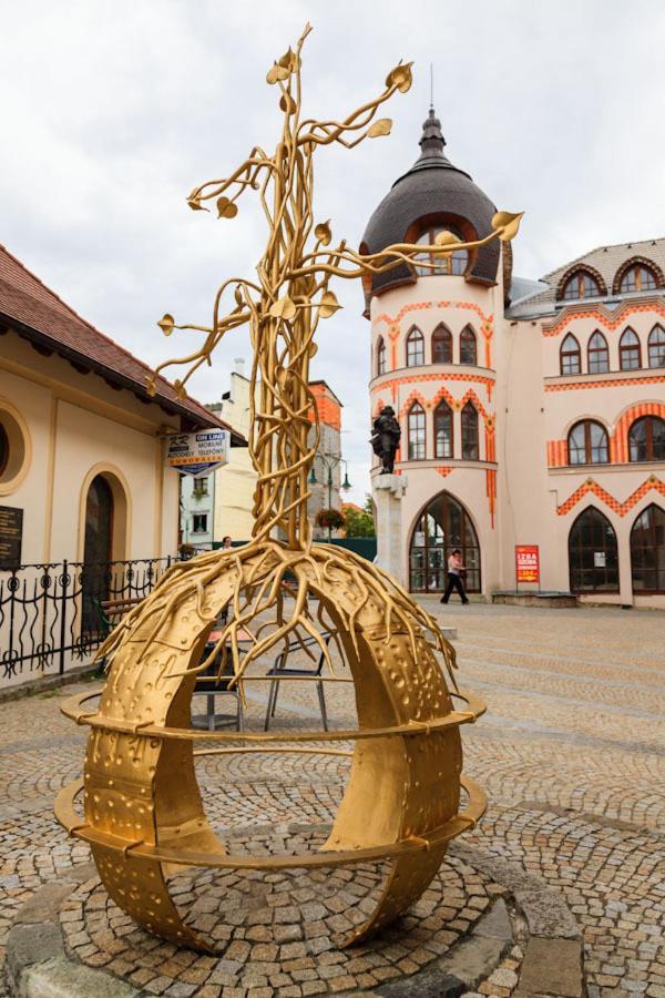 Apartman Rea Komarno Bagian luar foto